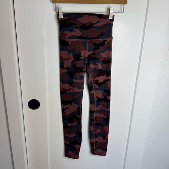 Lululemon Wunder Under High Rise 25* Tights Leggings Pink Heritage Camo Size 2 - Picture 2 of 7